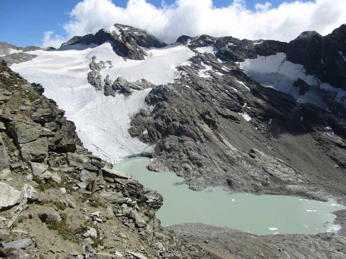 Lac et glacier du Grand Méan.