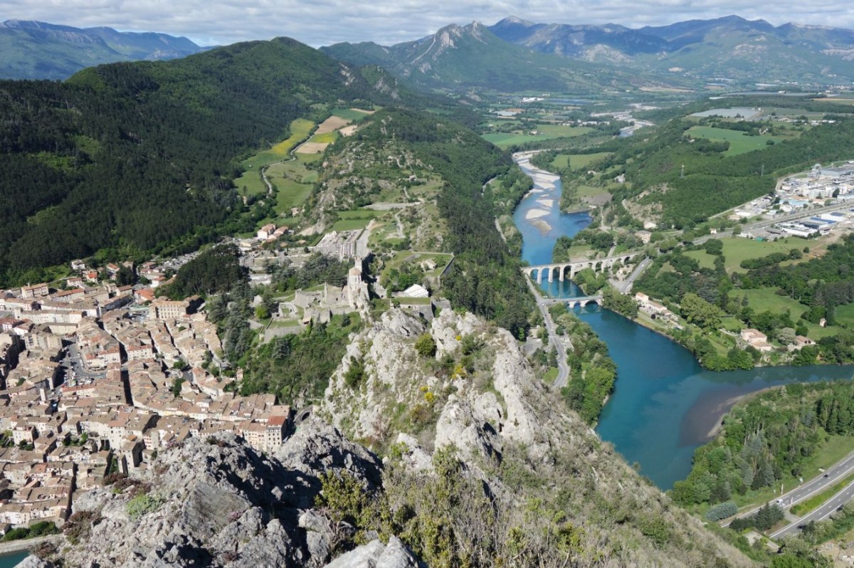 Sur la crête ouest de la montagne de la Baume