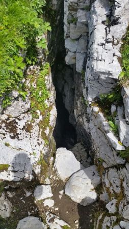 L’entrée de la demeure d’un servan ?