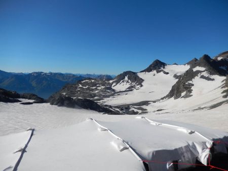 Bâche de protection sur le glacier 2