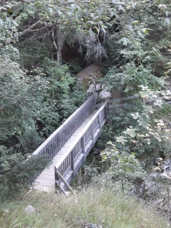 Passerelle sur la Bléone