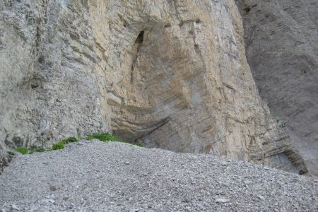 La grotte, juste derrière !