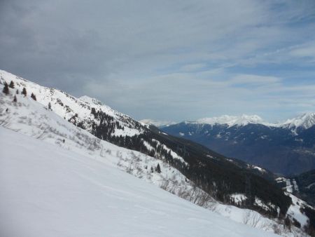 A droite : le col de la Bathie et à gauche la Grande Lanche