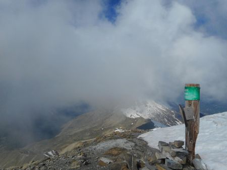 Sommet de la Grande Autane : vue dans le rétro.