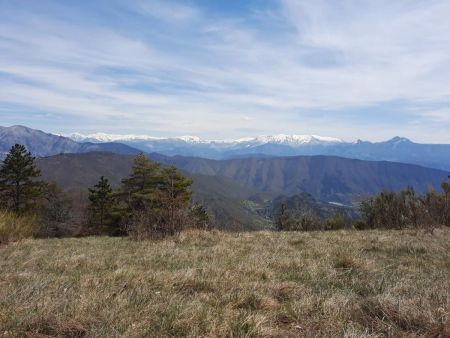 Les Préalpes encore bien enneigées