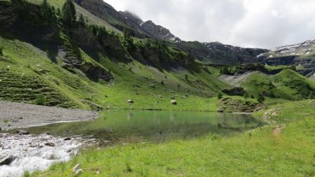 Arrivée au lac