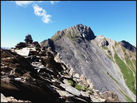 Le Pic de Valsenestre vu du Stégosaure.