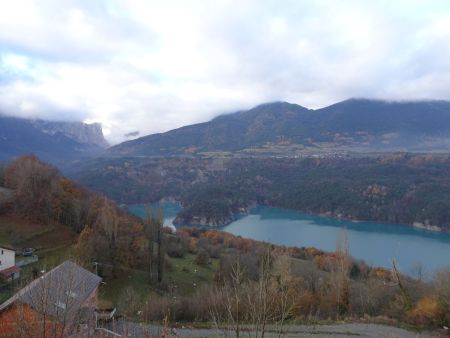 Vue de l’église d’Ambel