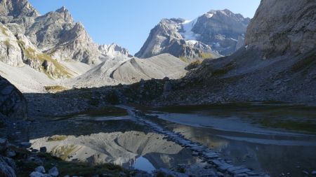 Avec le reflet de la Grande Casse.