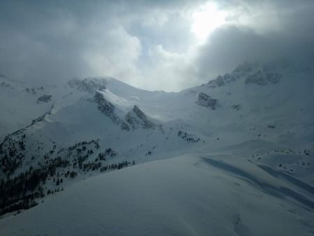 Eclaircie sur le Col Girardin