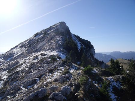 Le Grand Som, sa face nord, et le Col de Mauvernay en bas à droite