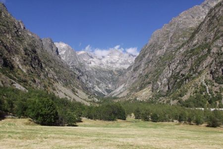 Le fond du vallon, vers le refuge de Font Turbat et l’Olan