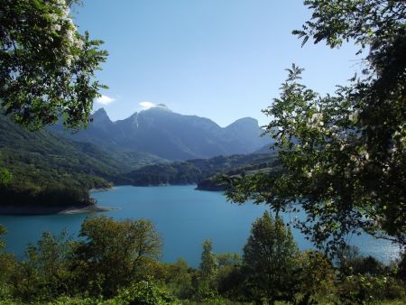 Depuis la route, lac du Sautet, Pic Grillon, Gicons, Grand Bréchon