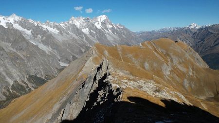 Vue arrière sur la crête.