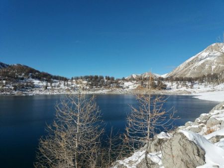 Pendant le tour du lac.