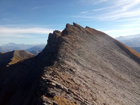 Arête stratée vers l’Aiguille S