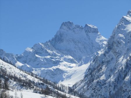 Zoom, la face nord-ouest du Mont Viso.