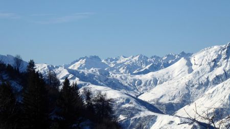 Col de la Madeleine et sommets de Belledonne