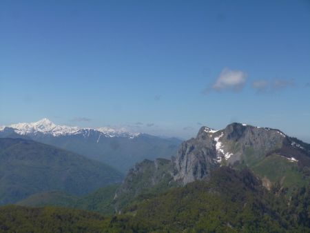 Pic de Gar avec le Pic du Midi au fond