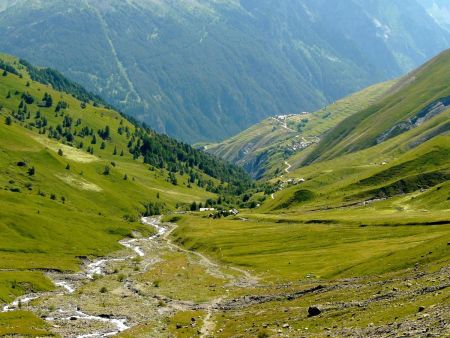 Les hameaux de Valfroide, des Hières et de Ventelon.