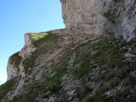 Voilà la vire (cachée) qui permet de quitter le couloir 6.5