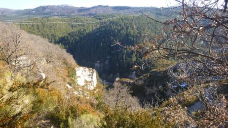 Descente vers la Pierre Ecrite.