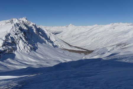 Vallon de Longet dans le rétro.