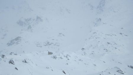 trouvez la cabane (ruine) près du col de Longet