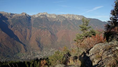 Les Grand Moulins et la Pointe de Rognier.