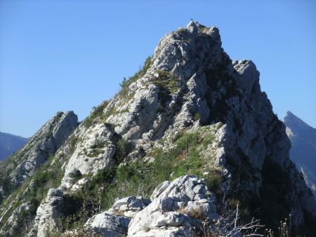 Au retour, regard arrière sur la croix.