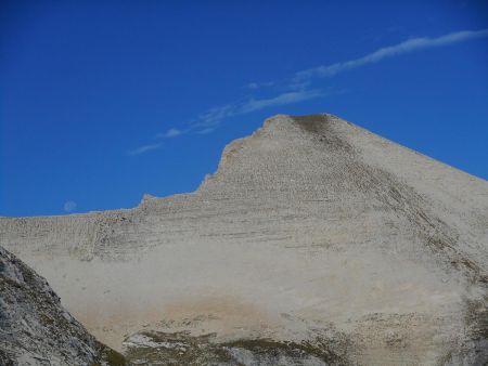 Tête de Plate Longue et le paysage lunaire... Vous la voyez ?