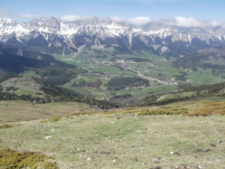 A l’aplomb du hameau d’Uclaire, face à Gresse et aux «Dolomites»