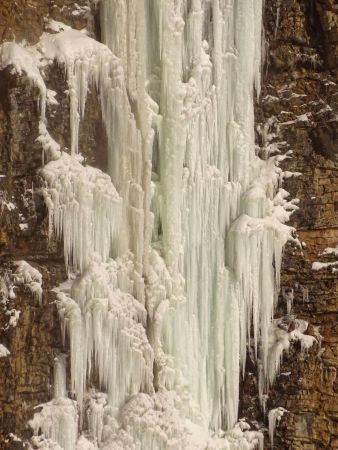 Cascade de glace en rive gauche de la Gorgette