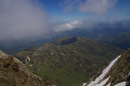 Vue de la vallée d’Arizès depuis le Pic du Midi de Bigorre