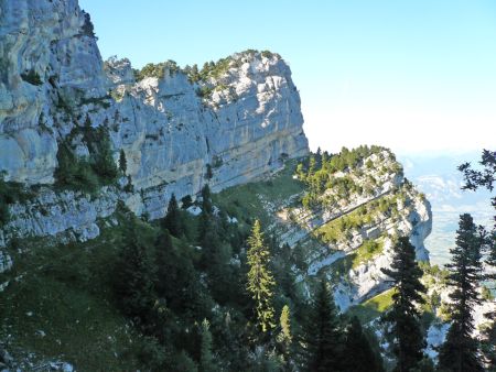 Un cirque plus important, avec le passage du sangle sur la vire.