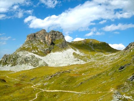 Roc du Sérac et Roc des Blanchets au Col de la Bauche de Mio