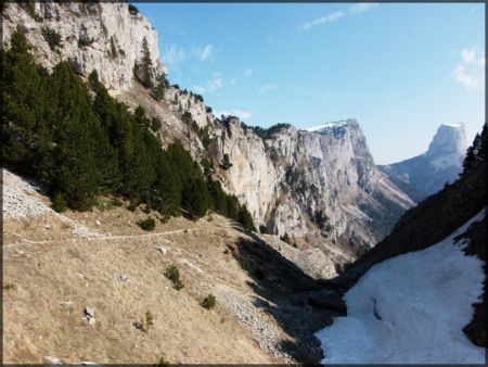 Regard arrière du Pas de l’Aiguille.