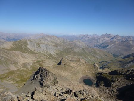 Vers les Ecrins au fond.