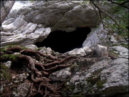 Deuxième grotte.