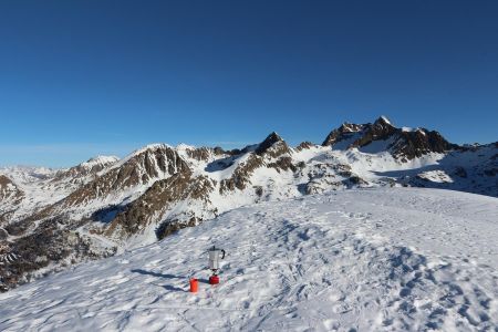 Petit café au sommet avant la descente avec la planche.