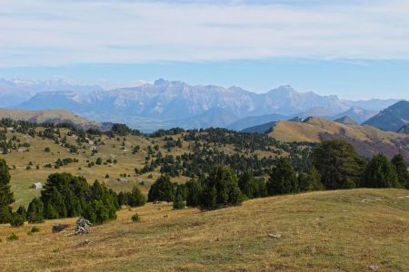 Au-dessus de la Cabane de l’Essaure, le Devoluy