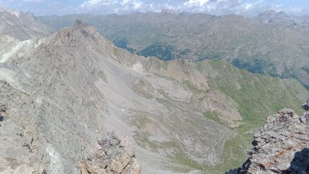 Vue nord-ouest du sommet de Tête Noire