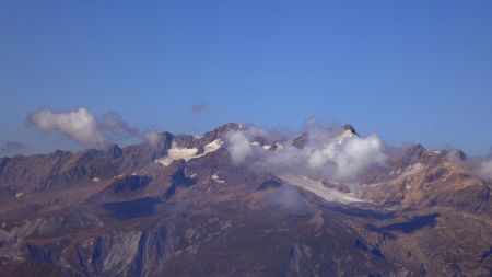 Cimes du Grand Sauvage et Pic de l’Etendard