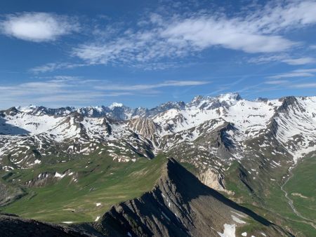 Pointe de la Mandette, Montagne des Agneaux, Pics de Combeynot, Pelvoux, Pic de Neige Cordier, Barre des Écrins, Roche d’Alvau, Pointe Nérot, Pic Gaspard, Pavé, Meije, Pic Blanc du Galibier, Râteau