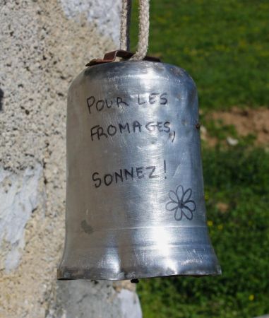 En cas d’urgence fromagère, sonnez la cloche !