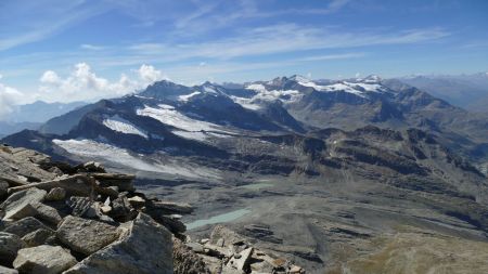 La vue sur ces hauts sommets de la Haute-Maurienne est splendide.