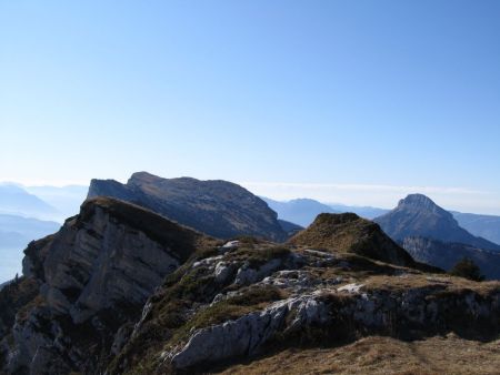 La Dent de Crolles et Chamechaude.