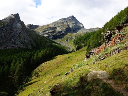 Les Ors Dessus. L’ouille et le Mont Herban.