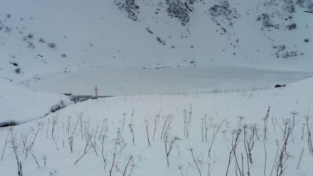 Le lac de Tavaneuse déjà gelé