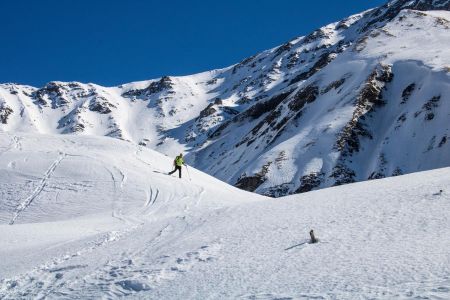 Dans la descente.